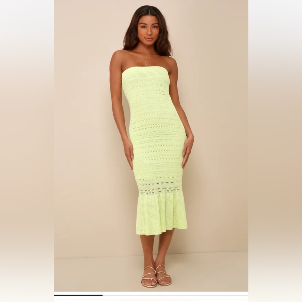 Lulu's Strapless Knit Dress in Lime
